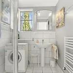Dorene Apartment *