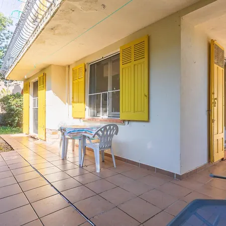 Apartament Dorene