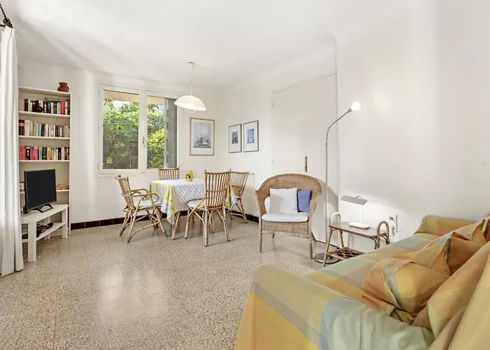 Dorene Apartment *